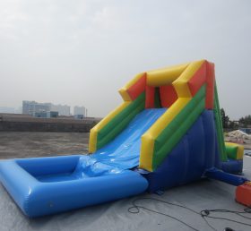 T8-1104 Bloco inflável gigante clássico com piscina